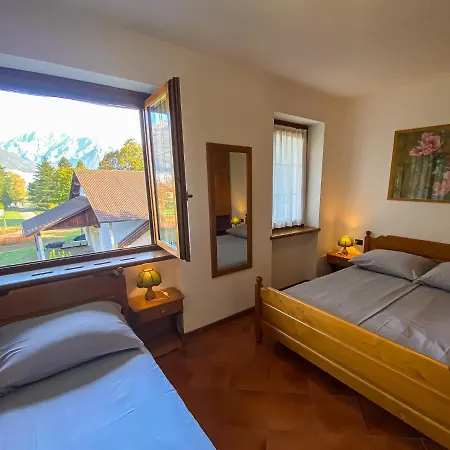 Vela Mit Dachterrasse Lejlighed Colico